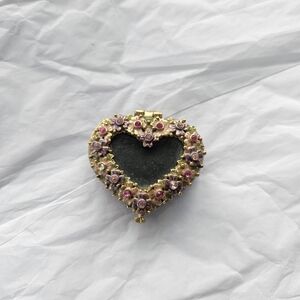 Monet Heart-Shaped Trinket Box with Gold and Purple Accents